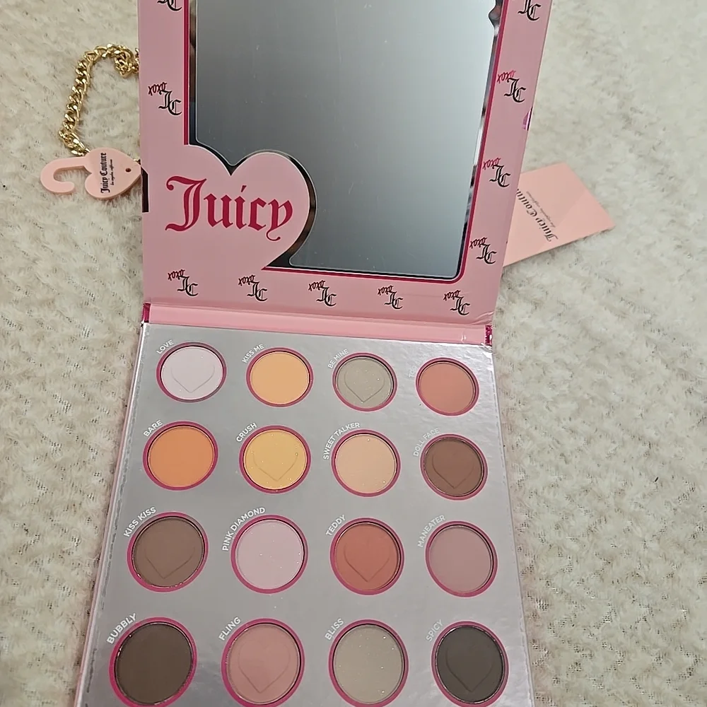 Juicy Couture Lip Print Wallet and Eyeshadow Palette Brand New Sealed